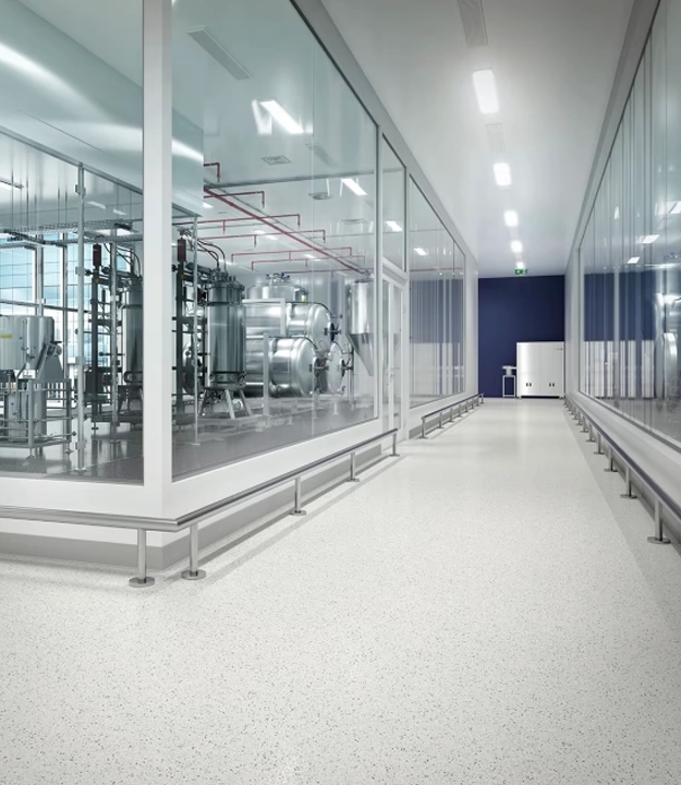 Industrial flooring with epoxy flakes